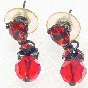 Vintage Red Swarovski Crystal Drop Earrings Faceted Silver Tone Retro Glam 4.6g